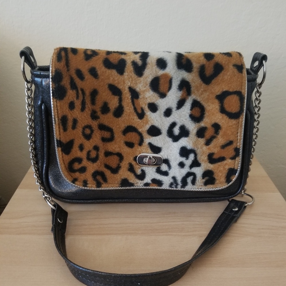 Leopard/Grey Metallic Vinyl Shoulder Purse